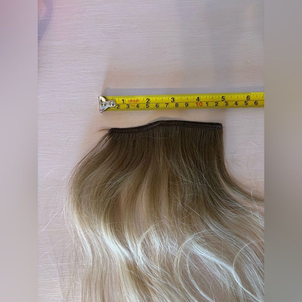 BELLAMI Brown to Blonde Hair Extension 18” Remy Human Hair - Picture 2 of 3